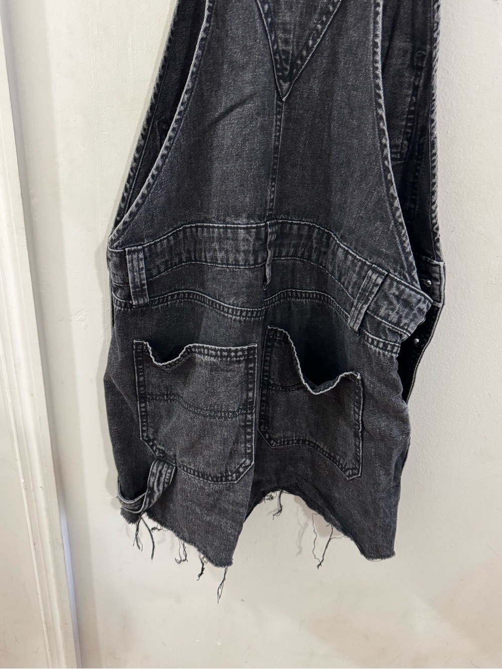 Wild Fable Washed Black Denim Overall Dress with Frayed Hem, size XS - Picture 7 of 8
